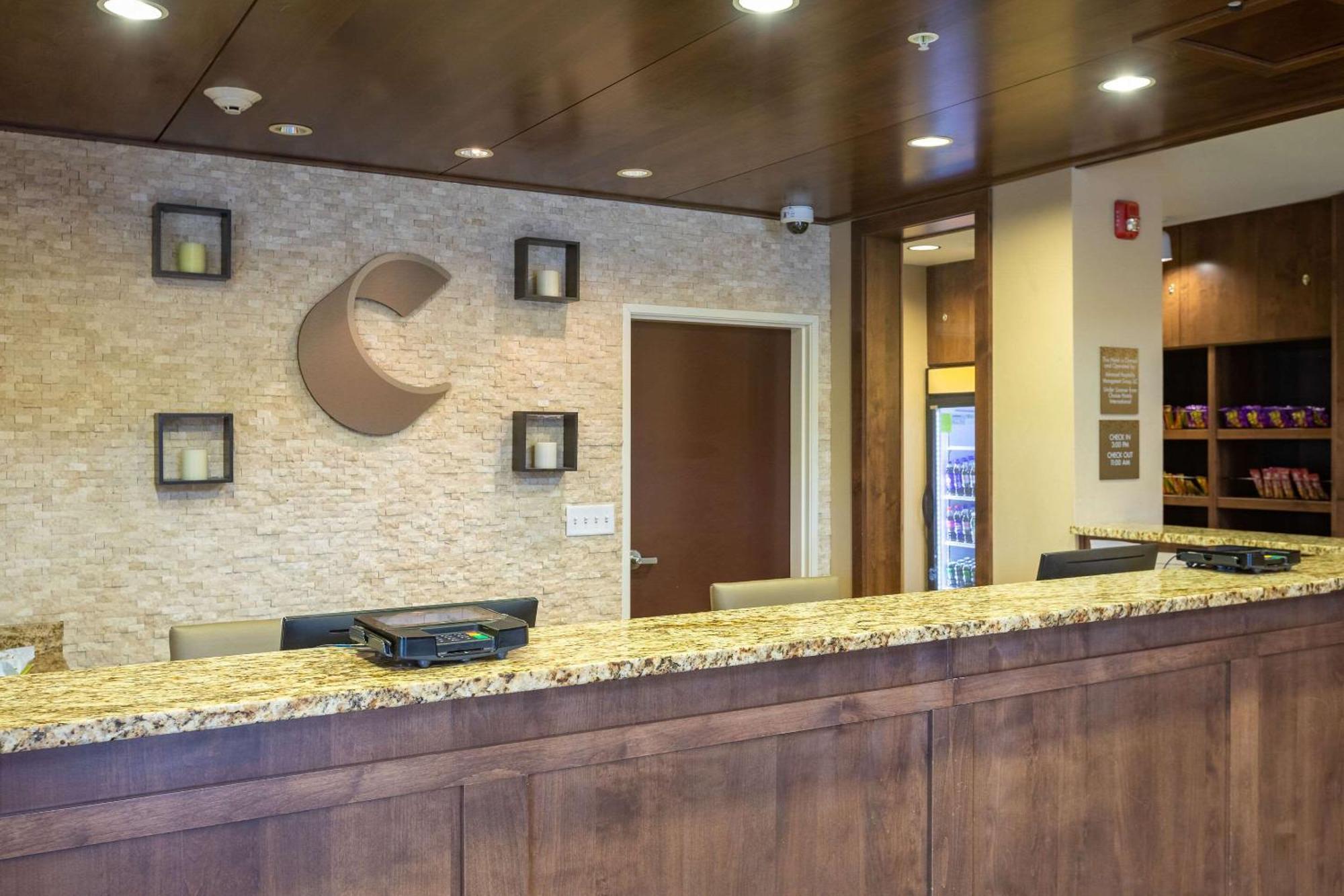 Comfort Suites Denver Near Anschutz Medical Campus Орора Екстер'єр фото