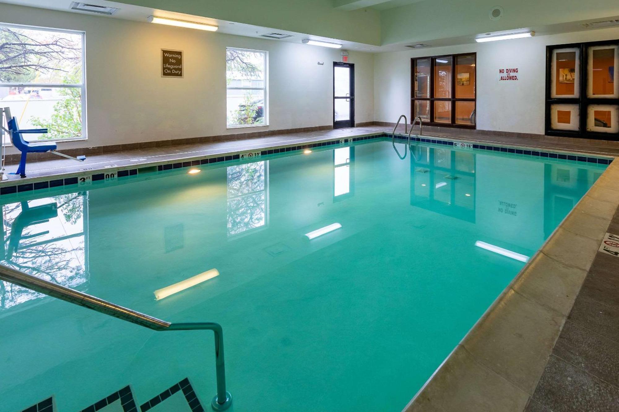 Comfort Suites Denver Near Anschutz Medical Campus Орора Екстер'єр фото