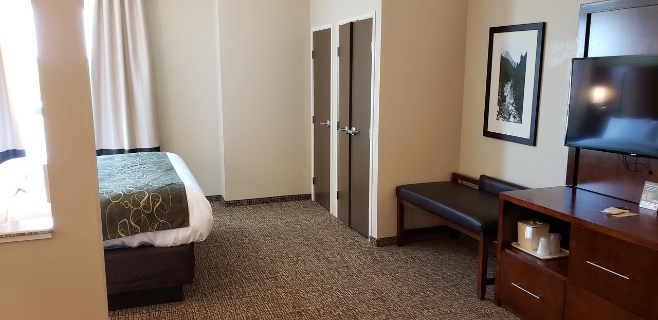 Comfort Suites Denver Near Anschutz Medical Campus Орора Екстер'єр фото