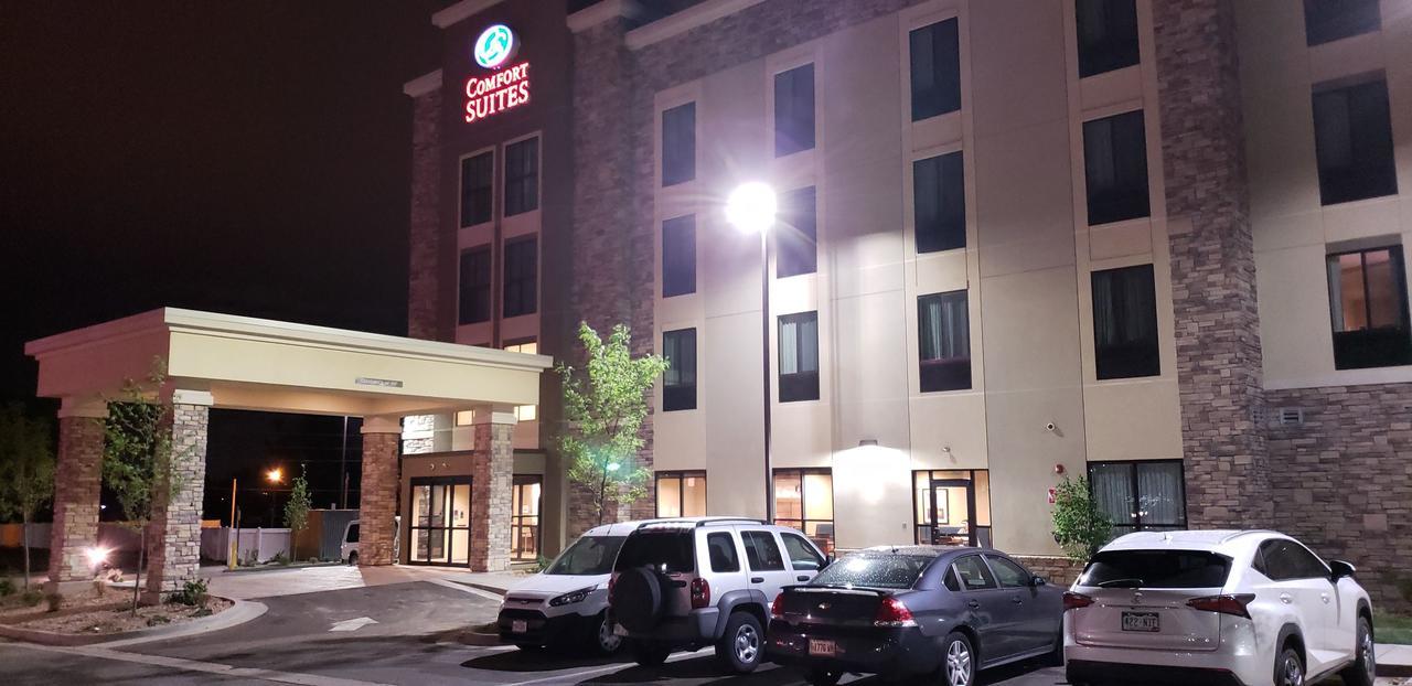 Comfort Suites Denver Near Anschutz Medical Campus Орора Екстер'єр фото